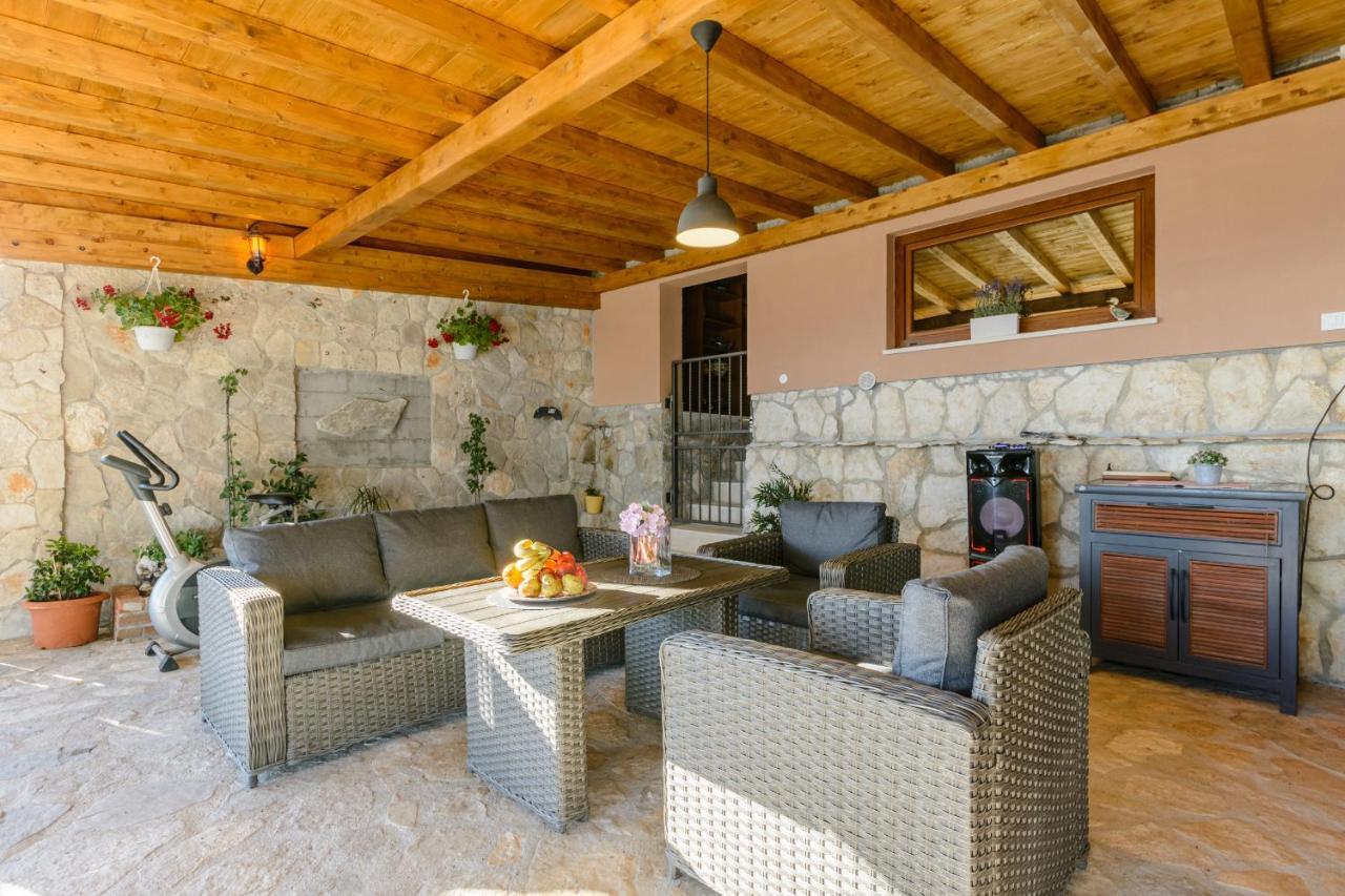 Villa Secluded Paradise Omiš Zewnętrze zdjęcie